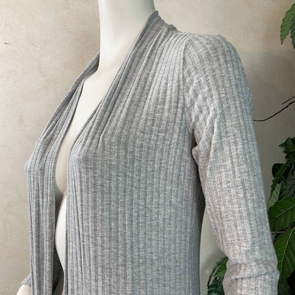 WHBM HEATHER GRAY RIBBED MOCK NECK TOP & DUSTER - Picture 8 of 16